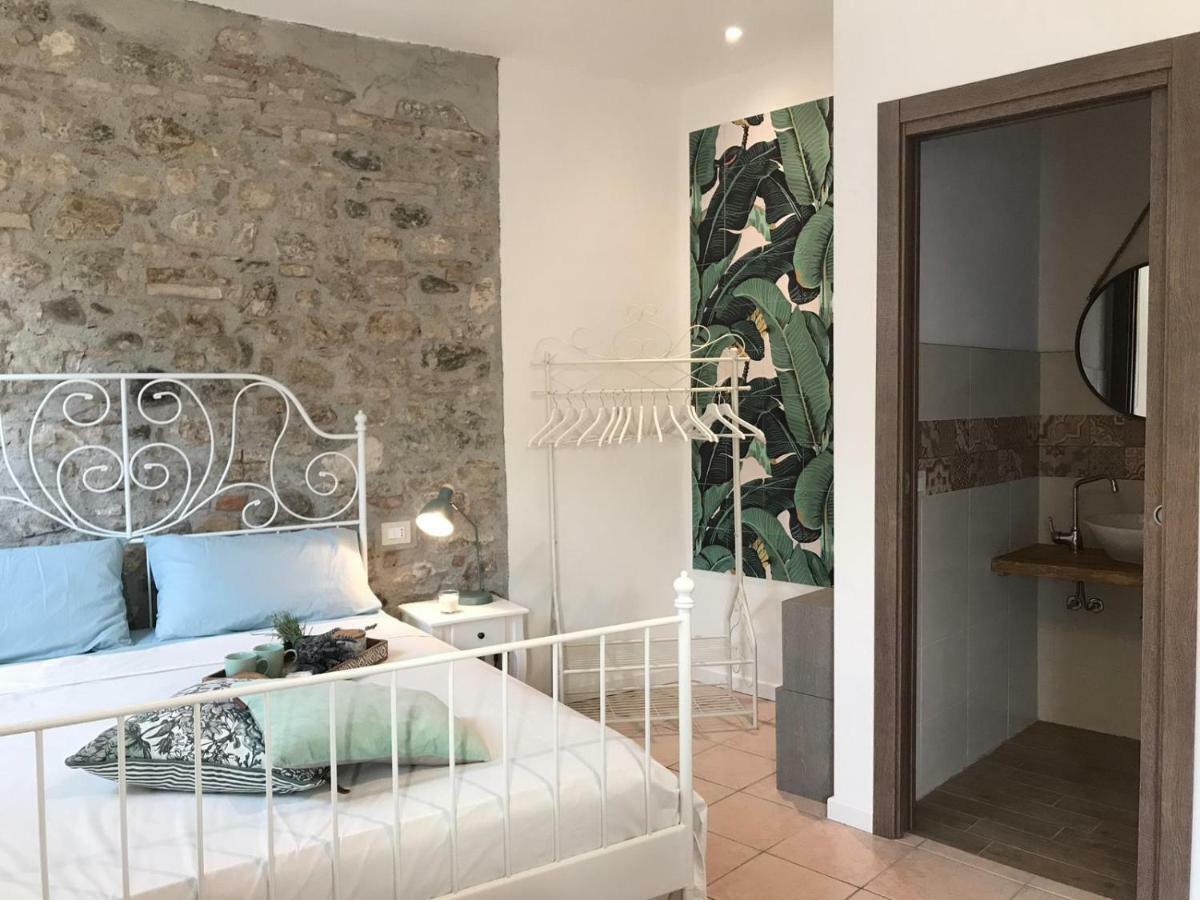Appartamento Casa Castello Salò Esterno foto